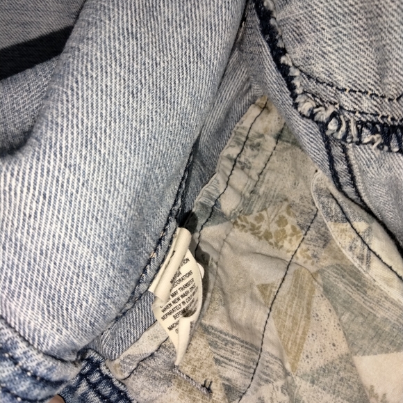 Vintage American Eagle Croppish denim jacket has adjustable band size Large - Picture 3 of 8